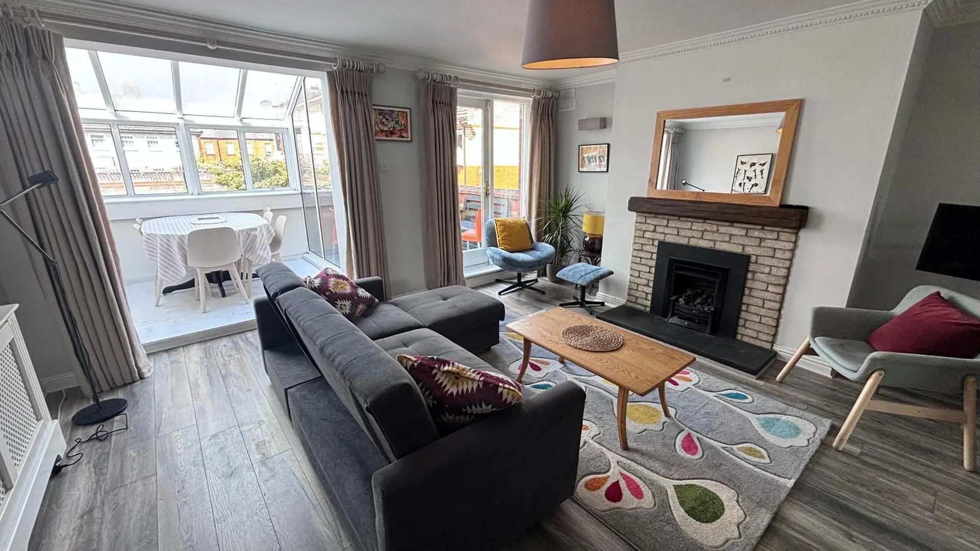 Central, Comfortable And Spacious 4 Bed Duplex Dublin 0*,  Ireland