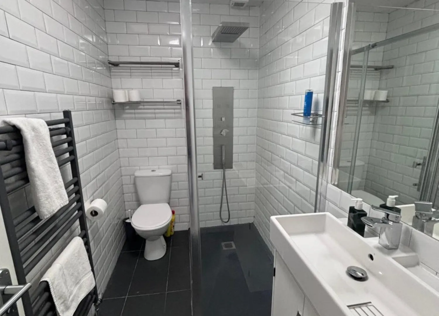 Apartment Central, Comfortable And Spacious 4 Bed Duplex Dublin Ireland