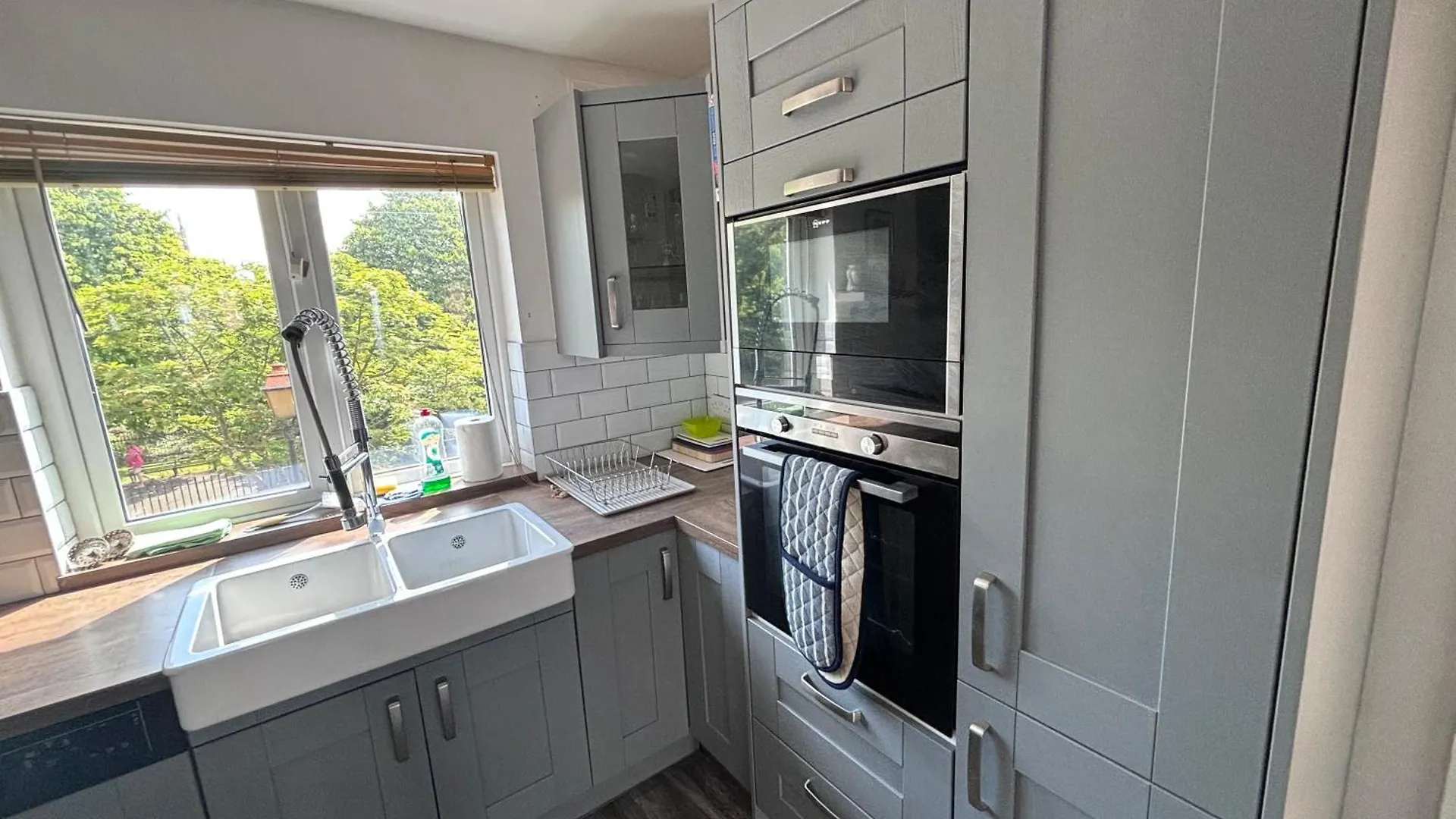 Apartment Central, Comfortable And Spacious 4 Bed Duplex Dublin